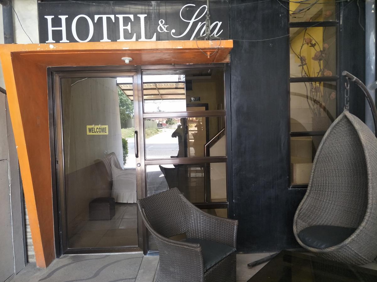 Antons Inn Balanga Exterior foto